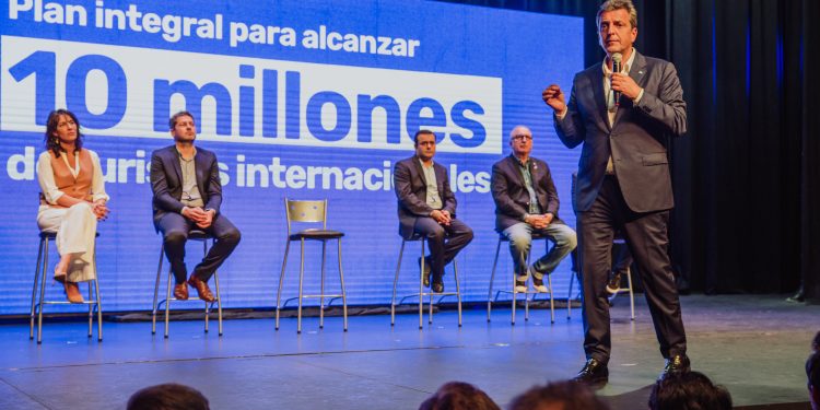 Presentaron en Misiones el Plan Integral para alcanzar los 10 millones de Turistas Extranjeros