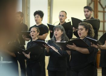 El Coro del Parque presentará música sacra en El Palomar e Itaembé Guazú