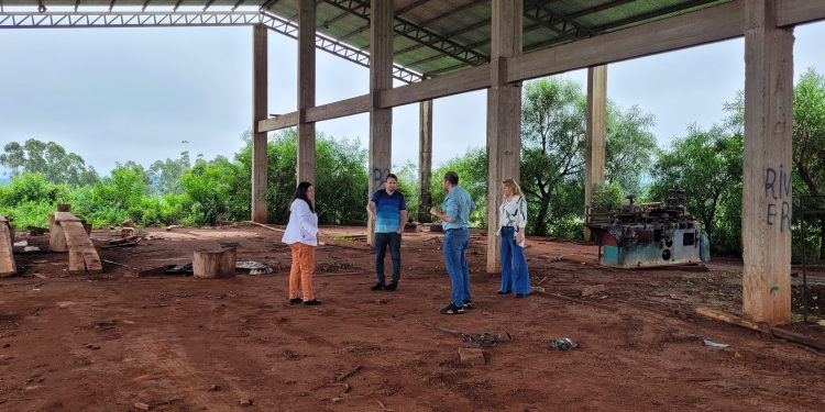 Proyectan una VTV de vehículos pesados en una escuela técnica