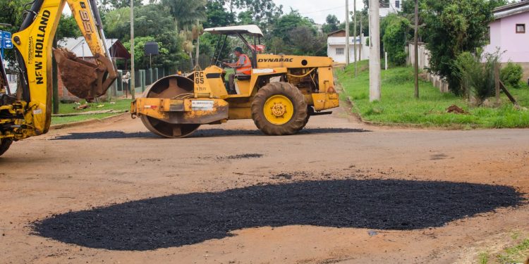 En Bernardo de Irigoyen, Vialidad contribuye en la ejecución de mejoras en zona urbana
