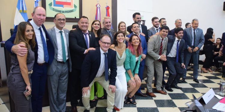 Posadas: concejales salientes recibieron diplomas en reconocimiento a su mandato