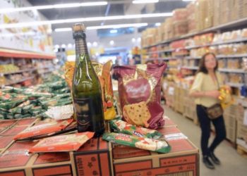 La cena de Navidad cuesta un 228% más que en 2022