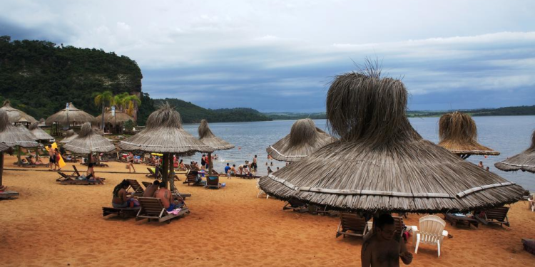 Misiones amplía su oferta de complejos turísticos para un verano sin precedentes