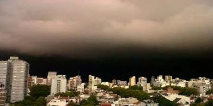 Alerta naranja por tormentas severas en la provincia de Buenos Aires, La Pampa y Río Negro