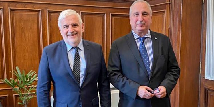 Passalacqua se reunió con funcionarios nacionales para abordar la situación del INYM