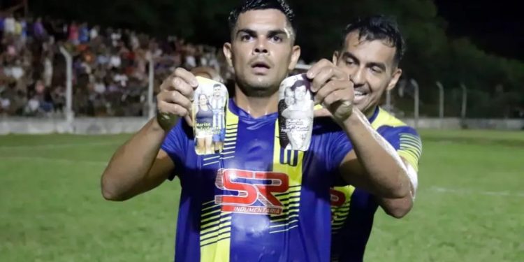 Mitre goleó a Central Iguazú y avanzó a la semifinal del Regional Amateur