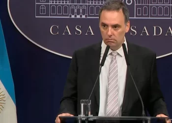 El Gobierno sostiene que se logró «evitar una hiperinflación»