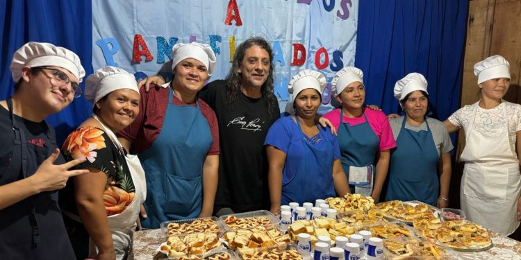 Campo Viera: trabajadores de la economía popular inauguraron panadería Horneando Sueños