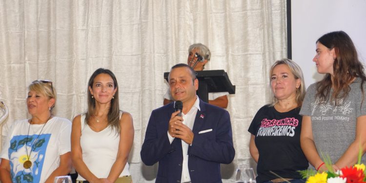 La primera actividad del Parlamento de la Mujer se concretó en Colonia Wanda