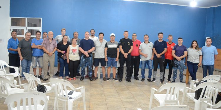 Liga Regional Obereña de Fútbol: capacitan a los clubes para brindar mayor seguridad