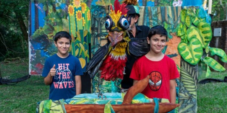 Kossa Llama, a cuidar el monte: este fin de semana presentarán la obra de concientización en Iguazú y Wanda