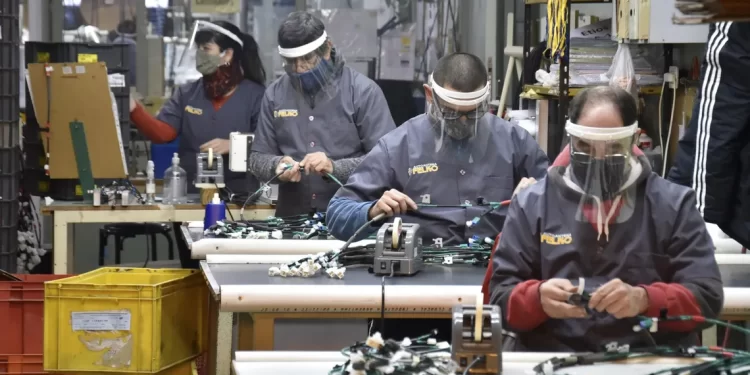 Las PyMEs cuestionan la apertura de las importaciones