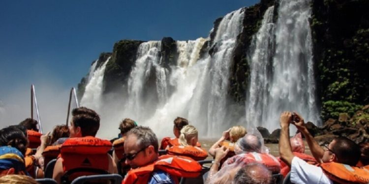 Semana Santa: estiman que las Cataratas del Iguazú recibirán alrededor de 10 mil de turistas por día
