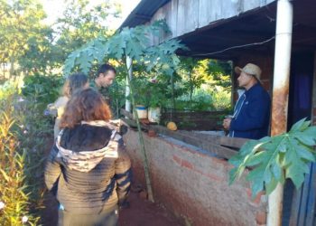 Trabajo de sensibilización con vecinos del Parque Urugua-í para resaltar el valor de las Barreras Ambientales