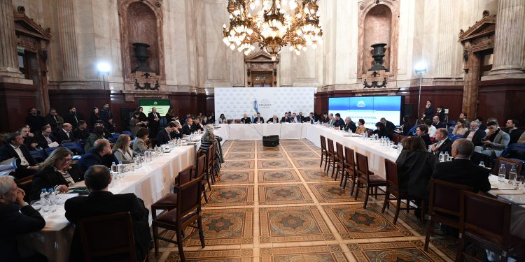 Ley de Bases: finalizó la exposición de los invitados en el Senado