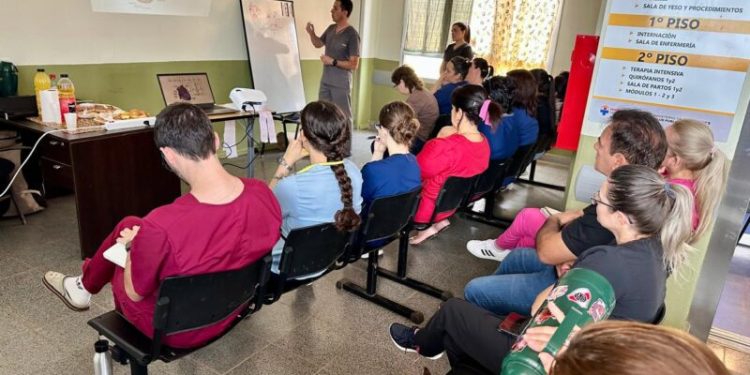 San Vicente: personal de salud se capacitó sobre actividades cardíacas