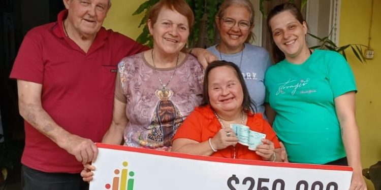 San Vicente: entregaron premio del IPLyC Inclusivo