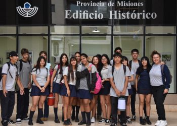 Una visita que rompió paradigmas: lo que aprendieron los estudiantes en la Legislatura