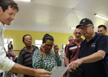 Dos Arroyos recibió el programa Mirar Mejor con atención oftalmológica gratuita