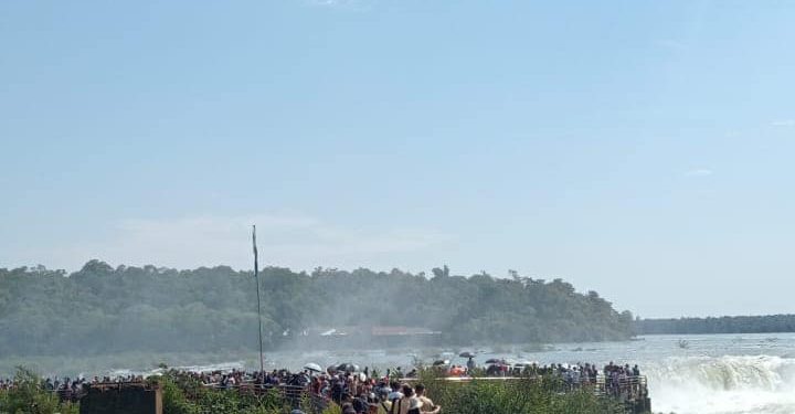 En los primeros nueve días del año, las Cataratas ya recibieron cerca de 50 mil turistas