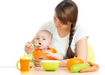 Salud Pública brinda la guía rápida de alimentación complementaria  para cuidadores