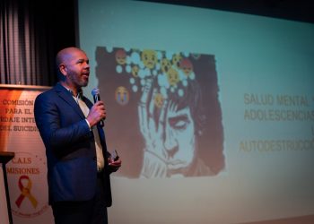 Misiones reafirma su política pública integral para abordar la prevención del suicidio en adolescentes