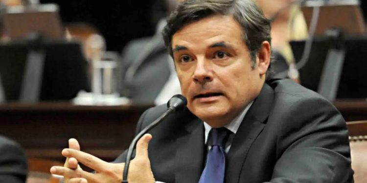 El poder sin estridencias: Carlos Rovira y la lección de Misiones al país central