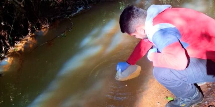 Ecología realizó un relevamiento y monitoreo de la calidad de agua en Jardín América