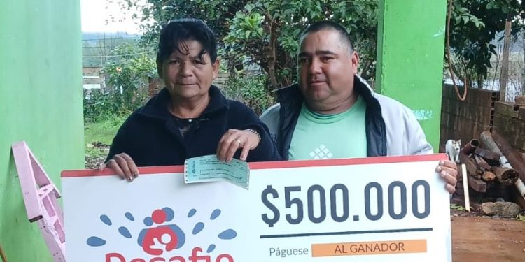 Posadas: entregaron premio a ganadora del Desafío Confort