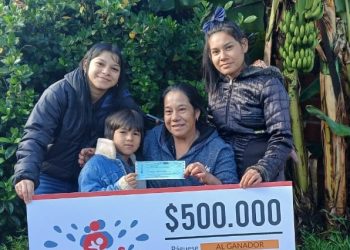 Posadas: entregaron premio a ganadora del Desafío Confort