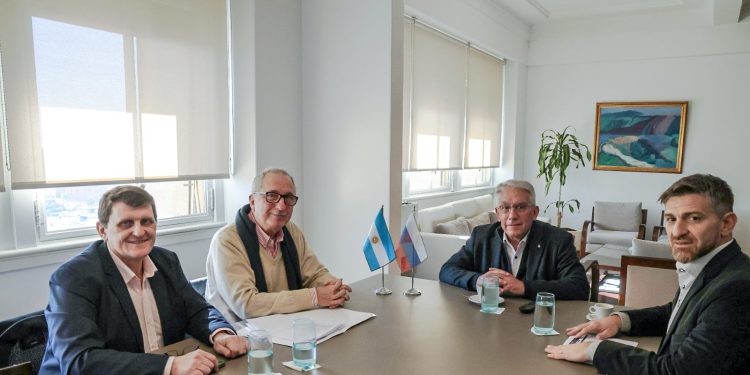 Passalacqua evaluó con nación avances en obras de infraestructura para Misiones