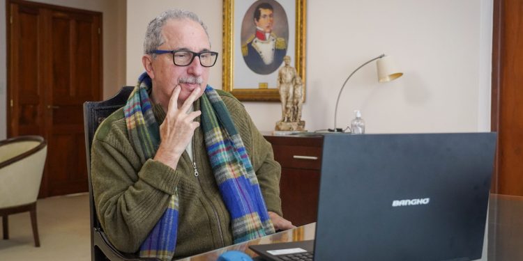 Gobernadores reclaman a Nación una distribución equitativa y una política federal de infraestructura