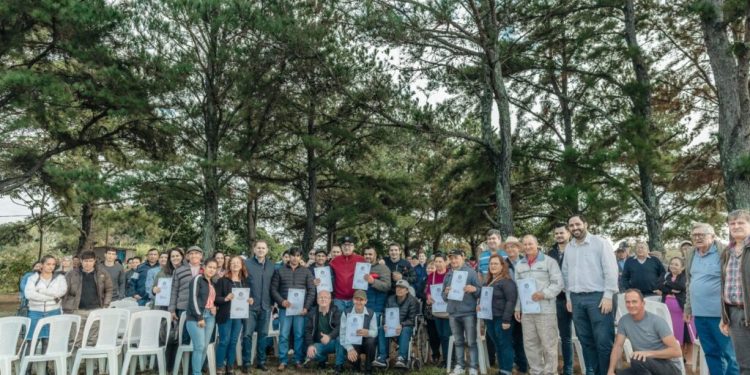 Más de 200 familias recibieron regularizaciones dominiales en San Javier