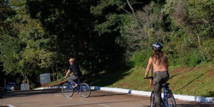 Biciturismo, un recorrido para descubrir el Camino del Cerro