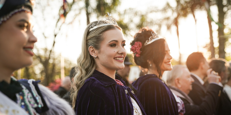 Hoy inicia la Fiesta Nacional del Inmigrante pero se reprograma el desfile para el domingo