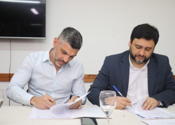 Posadas firmó un convenio con la carrera de Intérprete en Lengua de Señas Argentina