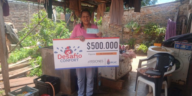 Oberá: entregaron premio a ganadora del Desafío Confort