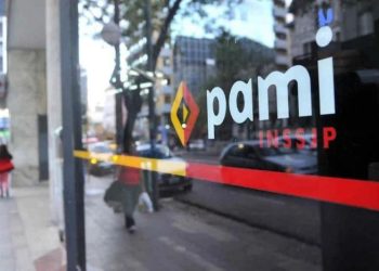 Ciego, con el alta médica y sin respuestas: un afiliado denuncia que el PAMI no cumple fallos judiciales en Oberá