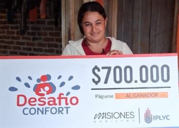 Oberá: entregaron premio a ganadora del Desafío Confort