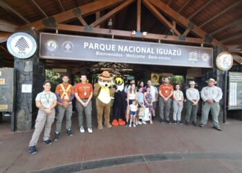 Llegó el turista un millón a las Cataratas: es una familia de Mar del Plata