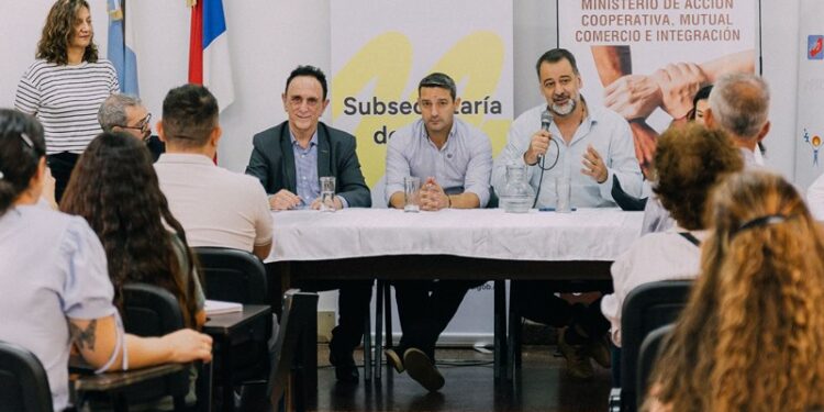 Presentaron la capacitación “Salud y Cooperativas: Cuidado de Personas Adultas Mayores”