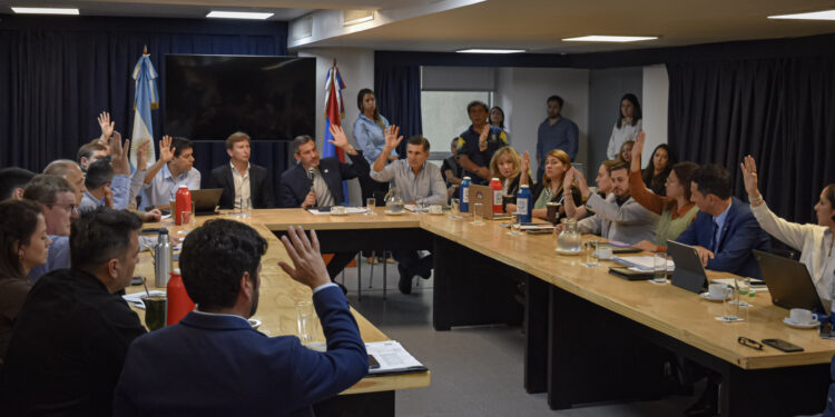 Este jueves la Legislatura aprobaría el Presupuesto provincial 2027