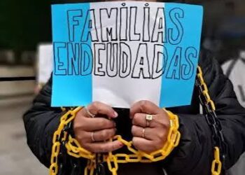 Informe de Zentrix: El 76% de las personas que se endeudaron fue para pagar alimentos, salud, tarifas y servicios