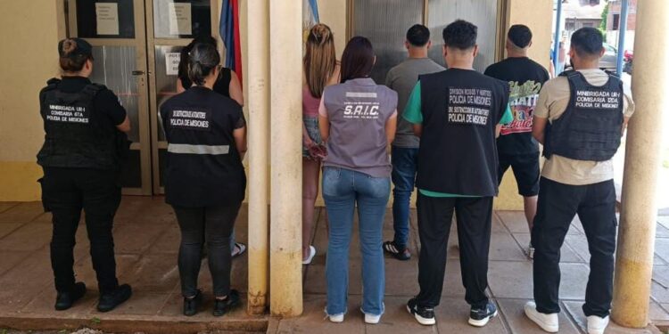 Golpe a la banda que robó celulares en Posadas: siete detenidos y una “cueva” de reducción desarticulada