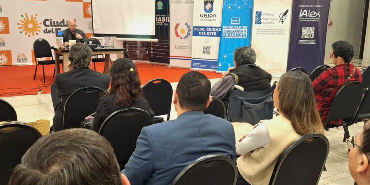 Misiones dijo presente en la Feria Internacional del Libro de Ciudad del Este