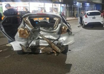 Posadas: Otra vez un menor al volante involucrado en un siniestro vial que dejó tres adolescentes con lesiones graves