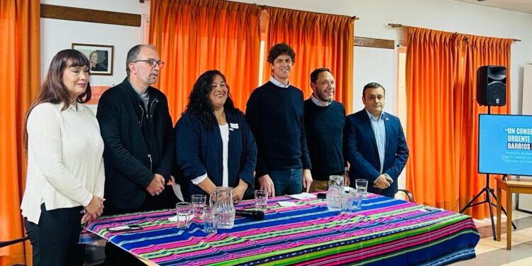 Herrera Ahuad acompañó la presentación del proyecto de Ley de Emergencia de Barrios Populares