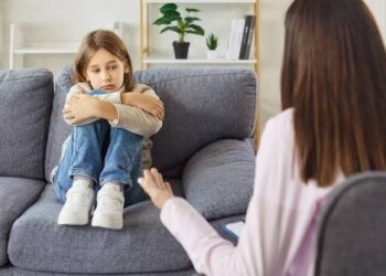 Salud mental infantojuvenil: jornadas de con charlas, controles sanitarios y talleres en  la provincia