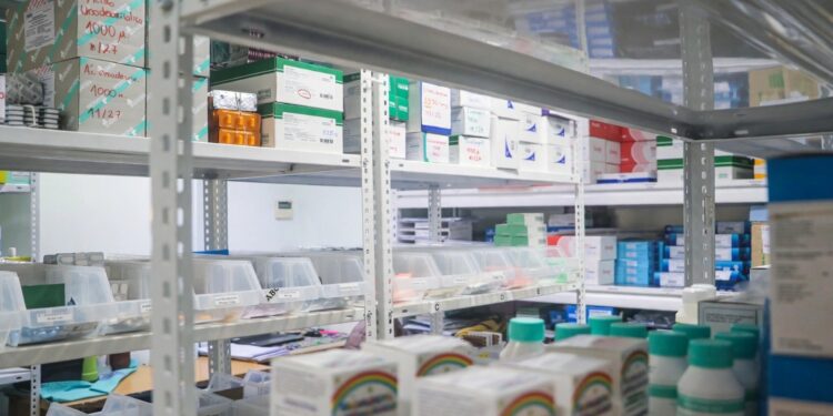 El Gobierno de Misiones destinará hasta $1.200 millones mensuales para sostener los medicamentos que dejó de enviar Nación
