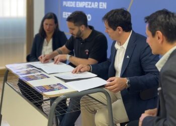 Posadas: La Defensoría del Pueblo fortalece la formación de su personal a través de un convenio con el Instituto San José
